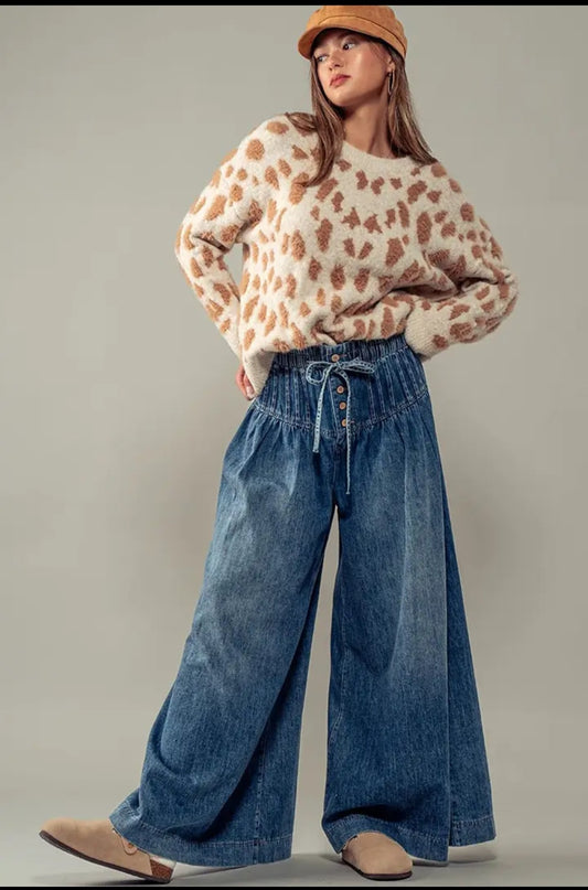 Pleated Wide Leg Denim Pants
