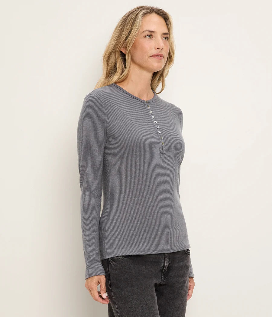 MS 47052 MABEL HENLEY LS TOP