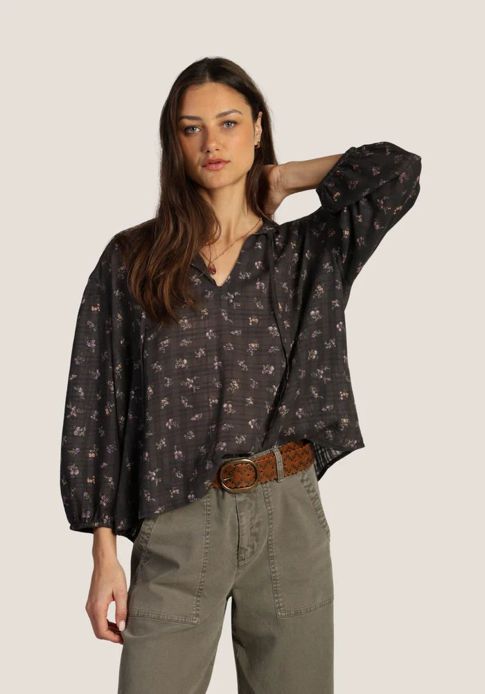 DYLAN G1W47LS63 JOSIE FLR LS TOP