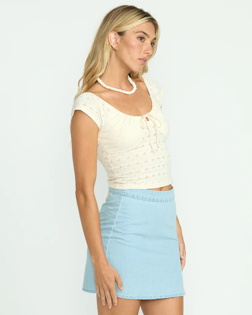 BILL 24B012500 SS KNIT TOP