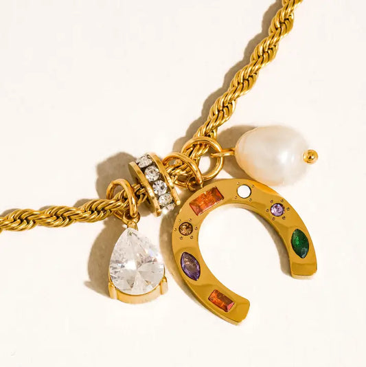 MAIQ HSHOE PRL CLUSTER NECKLACE