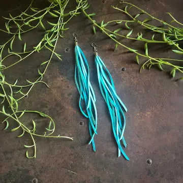 ASTALI 2TONE LTHR EARRING