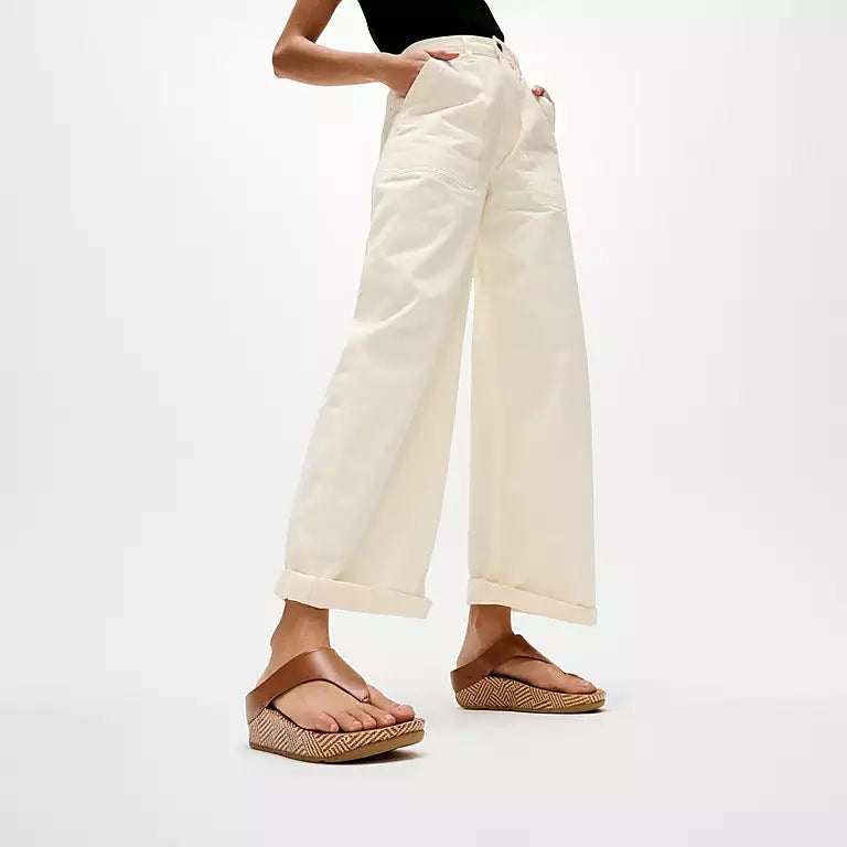FIT LULU GRAPHIC TOE POST