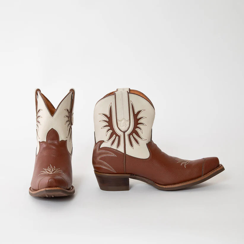 BLOOM CACTUS PRICKLE PEAR