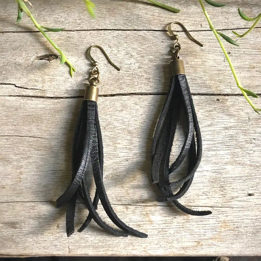 ASTALI LTHR 1131 EARRING