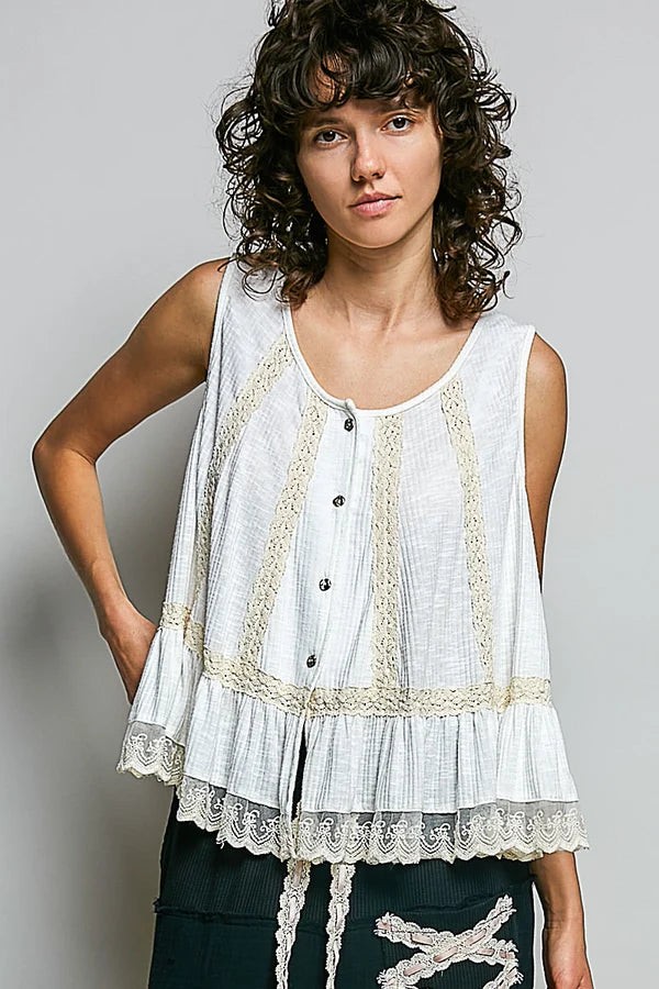 POL KTU731 LACE TRIM RUFL TANK