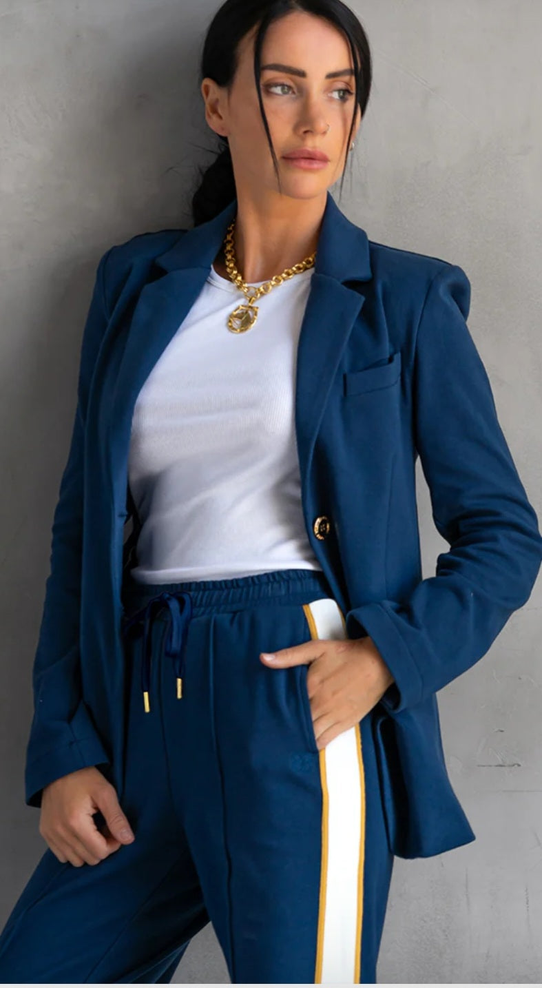 CARE BTN BLAZER